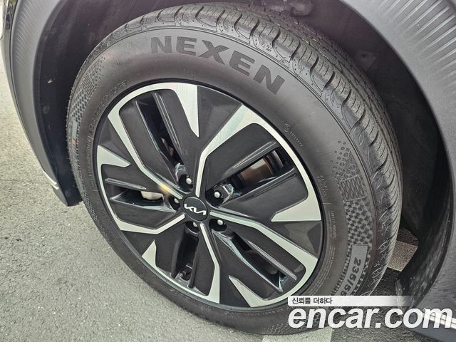 Kia EV6 2022 — photo 14