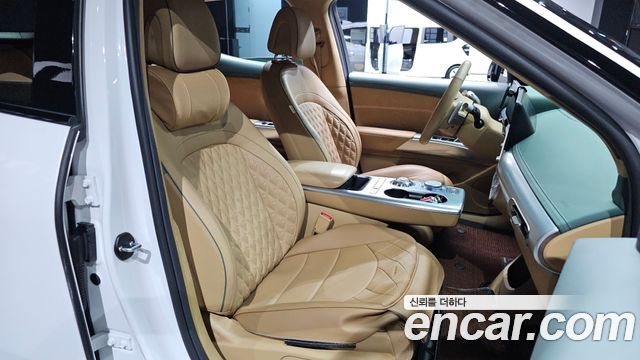 Genesis GV60 2022 — photo 18