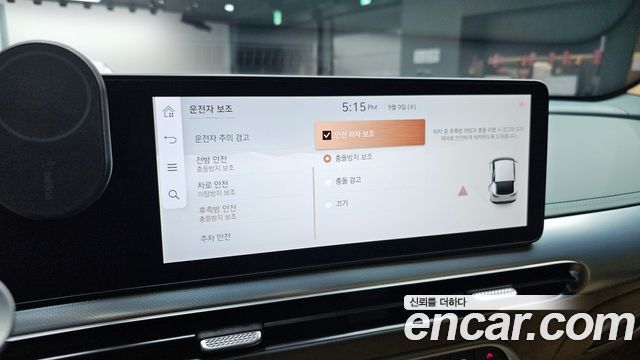 Genesis GV60 2022 — photo 21