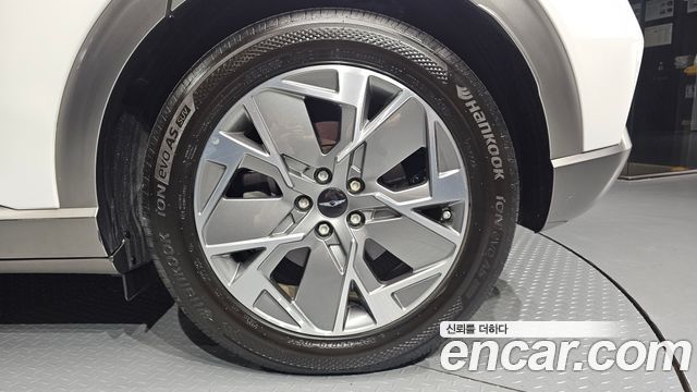 Genesis GV60 2022 — photo 7