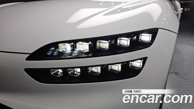 Genesis GV60 2022 — photo 8