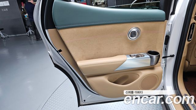 Genesis GV60 2022 — photo 15