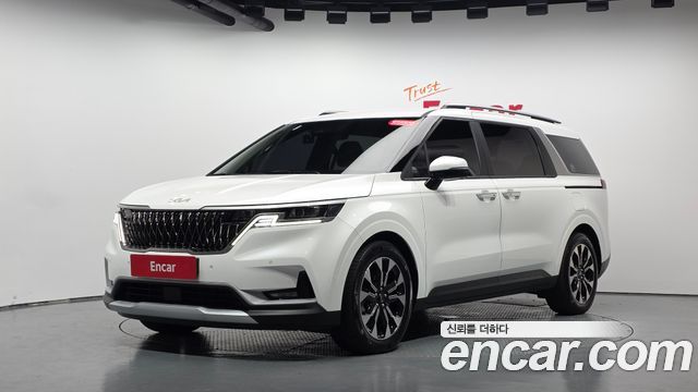 Kia Canival 2023 — photo 31