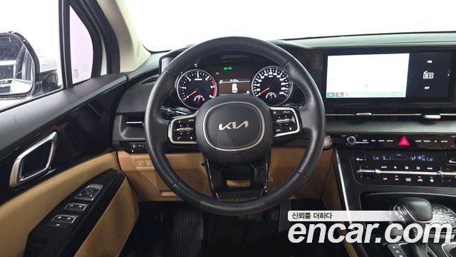 Kia Canival 2023 — photo 18