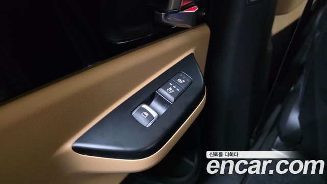 Kia Canival 2023 — photo 25