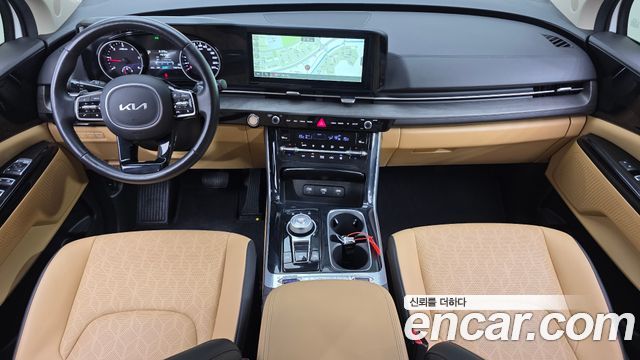 Kia Canival 2023 — photo 7