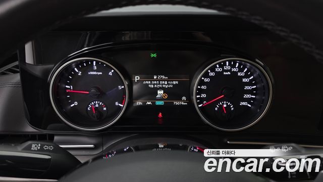 Kia Canival 2023 — photo 8