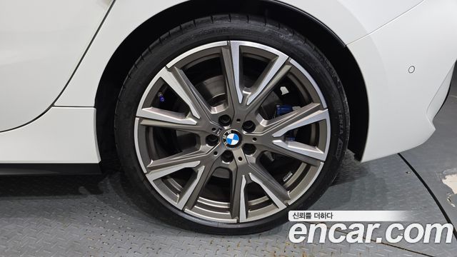 BMW 1-Series 2021 — photo 7