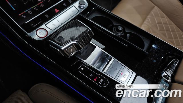 Audi S8 2020 — photo 12