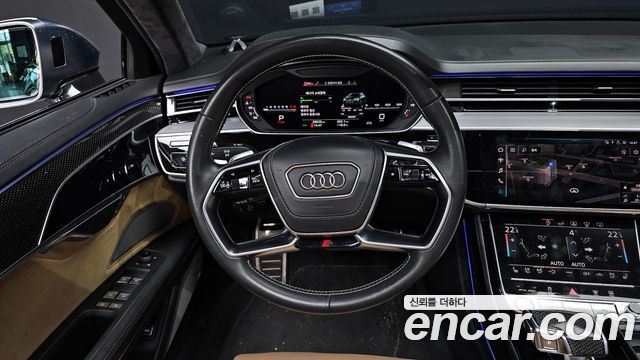 Audi S8 2020 — photo 19
