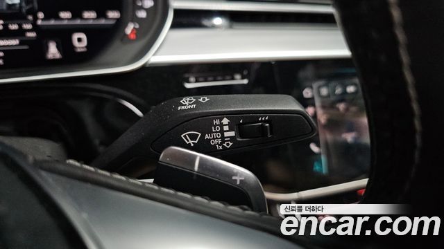 Audi S8 2020 — photo 29
