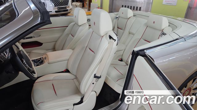 Rolls-Royce Dawn 2021 — photo 8