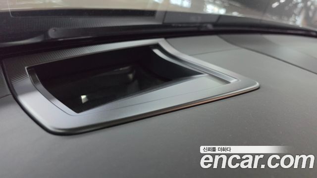 Rolls-Royce Dawn 2021 — photo 17