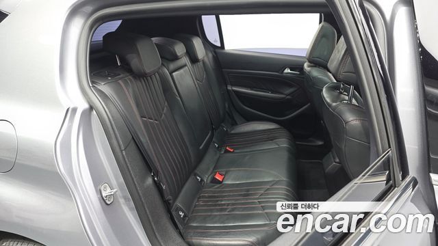 Peugeot 308 2018 — photo 11