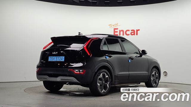 Kia Niro 2024 — photo 2