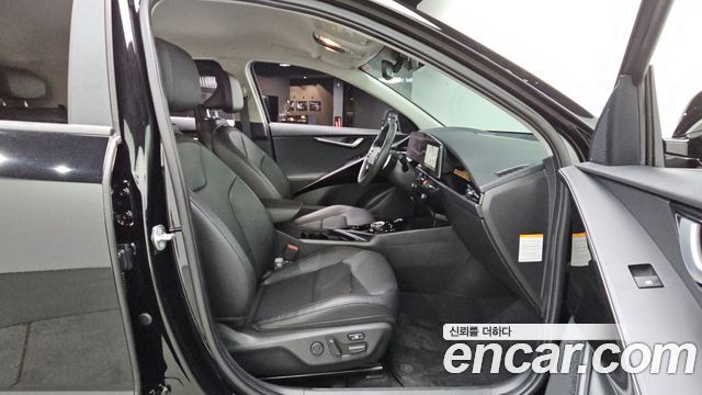 Kia Niro 2024 — photo 18