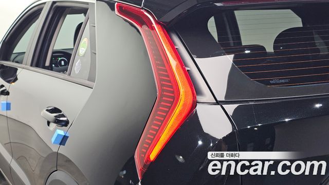 Kia Niro 2024 — photo 9