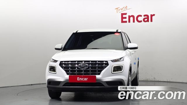 Hyundai Venue 2023 — photo 3