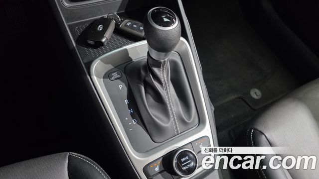 Hyundai Venue 2023 — photo 12