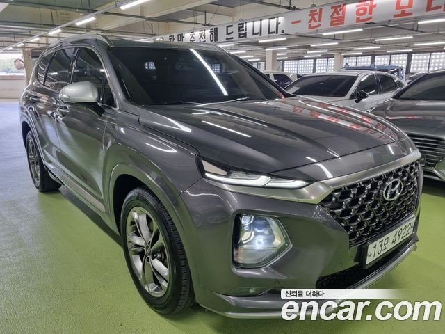 Hyundai Santafe 2019 — photo 1