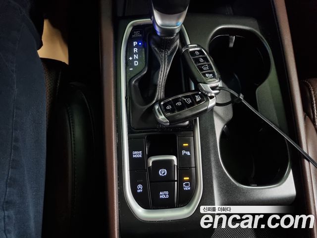 Hyundai Santafe 2019 — photo 9