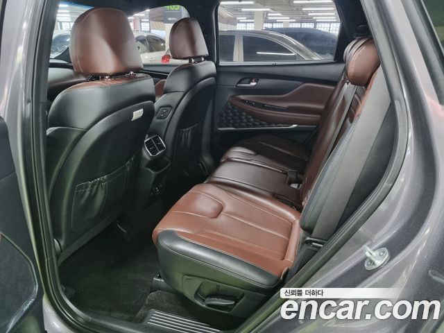 Hyundai Santafe 2019 — photo 11