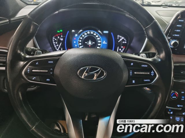 Hyundai Santafe 2019 — photo 15