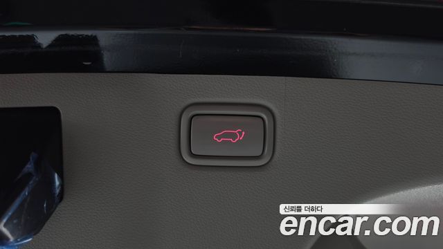 Kia Canival 2019 — photo 24