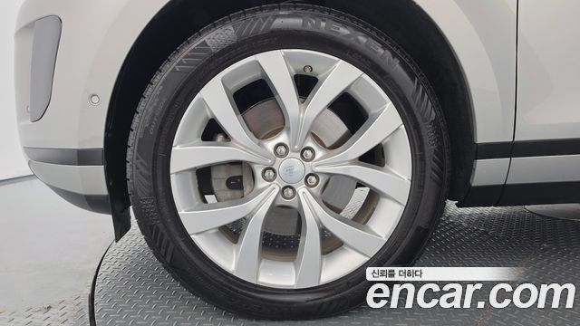 Land Rover Range Rover Evoque 2020 — photo 5