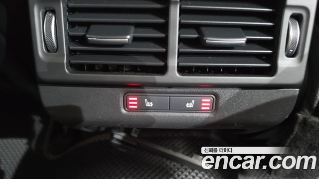 Land Rover Range Rover Evoque 2020 — photo 18