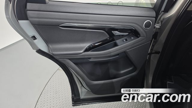 Land Rover Range Rover Evoque 2020 — photo 15