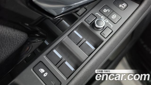 Land Rover Range Rover Evoque 2020 — photo 29