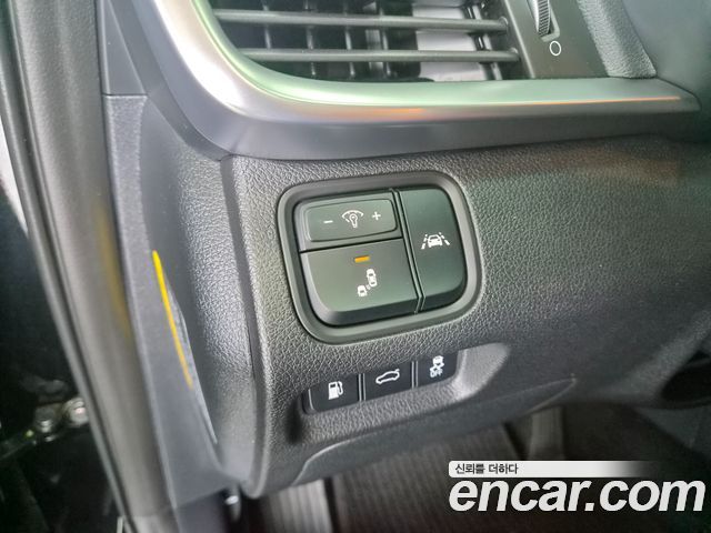 Kia K5 2019 — photo 17