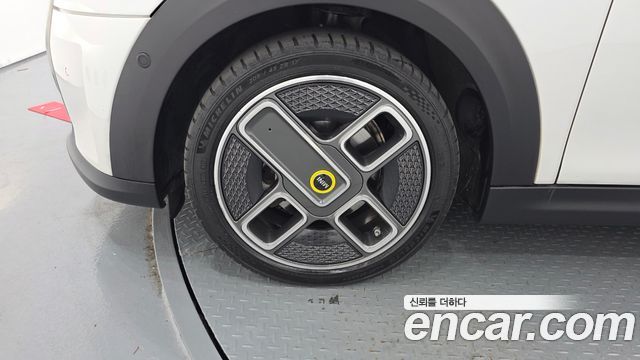 Mini Cooper 2024 — photo 5