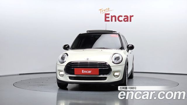 Mini Cooper 2017 — photo 3