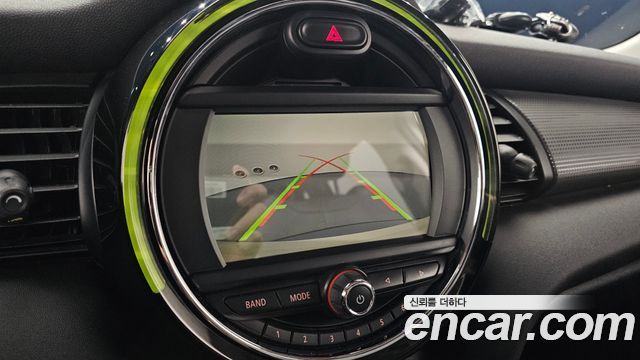 Mini Cooper 2017 — photo 20