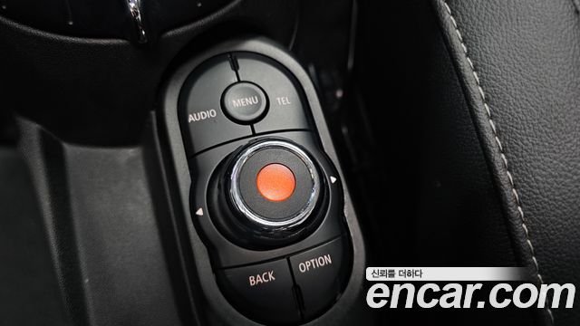 Mini Cooper 2017 — photo 26