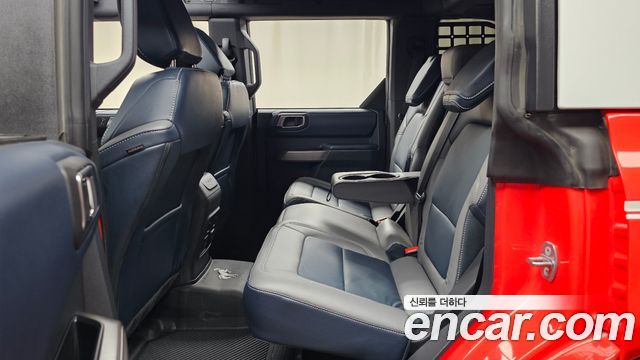 Ford Bronco 2023 — photo 18