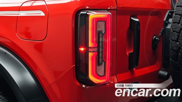 Ford Bronco 2023 — photo 9