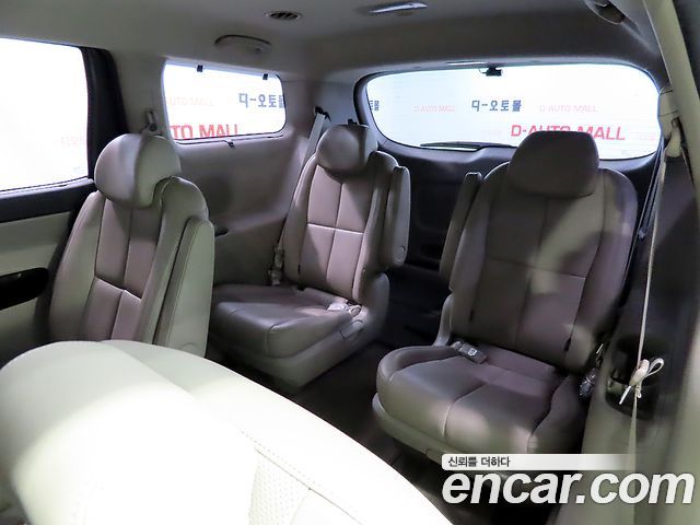 Kia Canival 2019 — photo 8