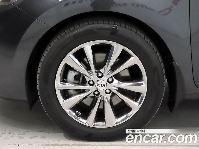 Kia Canival 2019 — photo 20