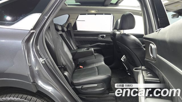 Kia Sorento 2021 — photo 18