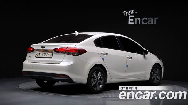 Kia K3 2018 — photo 2