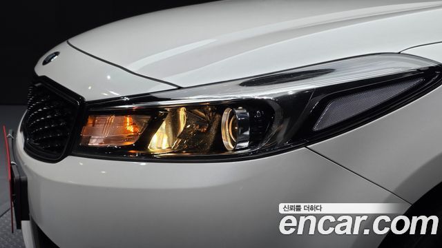 Kia K3 2018 — photo 8