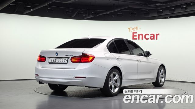 BMW 3-Series 2015 — photo 2