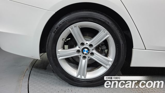 BMW 3-Series 2015 — photo 5