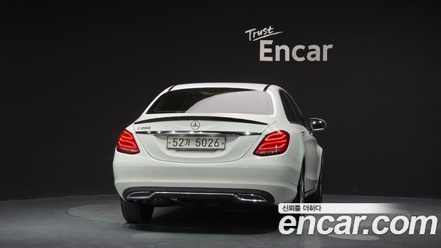 Mercedes-Benz C-Class 2017 — photo 4