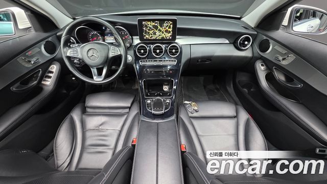 Mercedes-Benz C-Class 2017 — photo 7