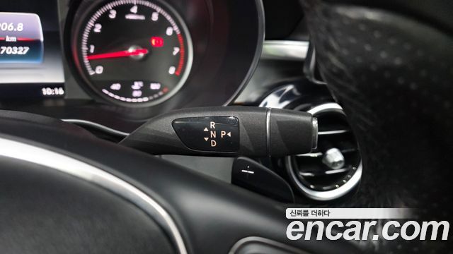Mercedes-Benz C-Class 2017 — photo 9