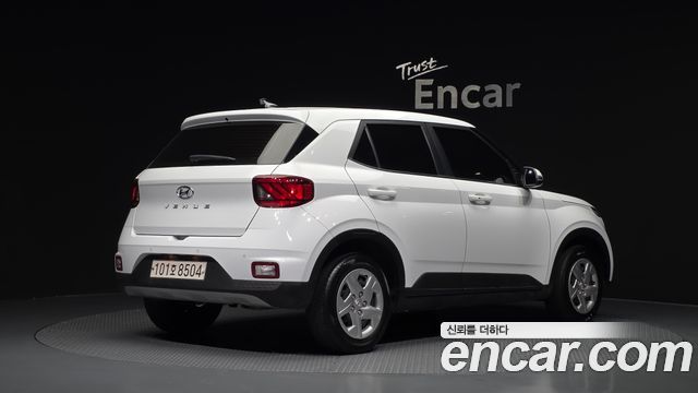 Hyundai Venue 2021 — photo 2